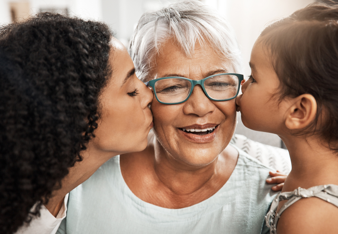 6 Simple, Heartfelt Ways to Celebrate Mom This Mother’s Day ❤️