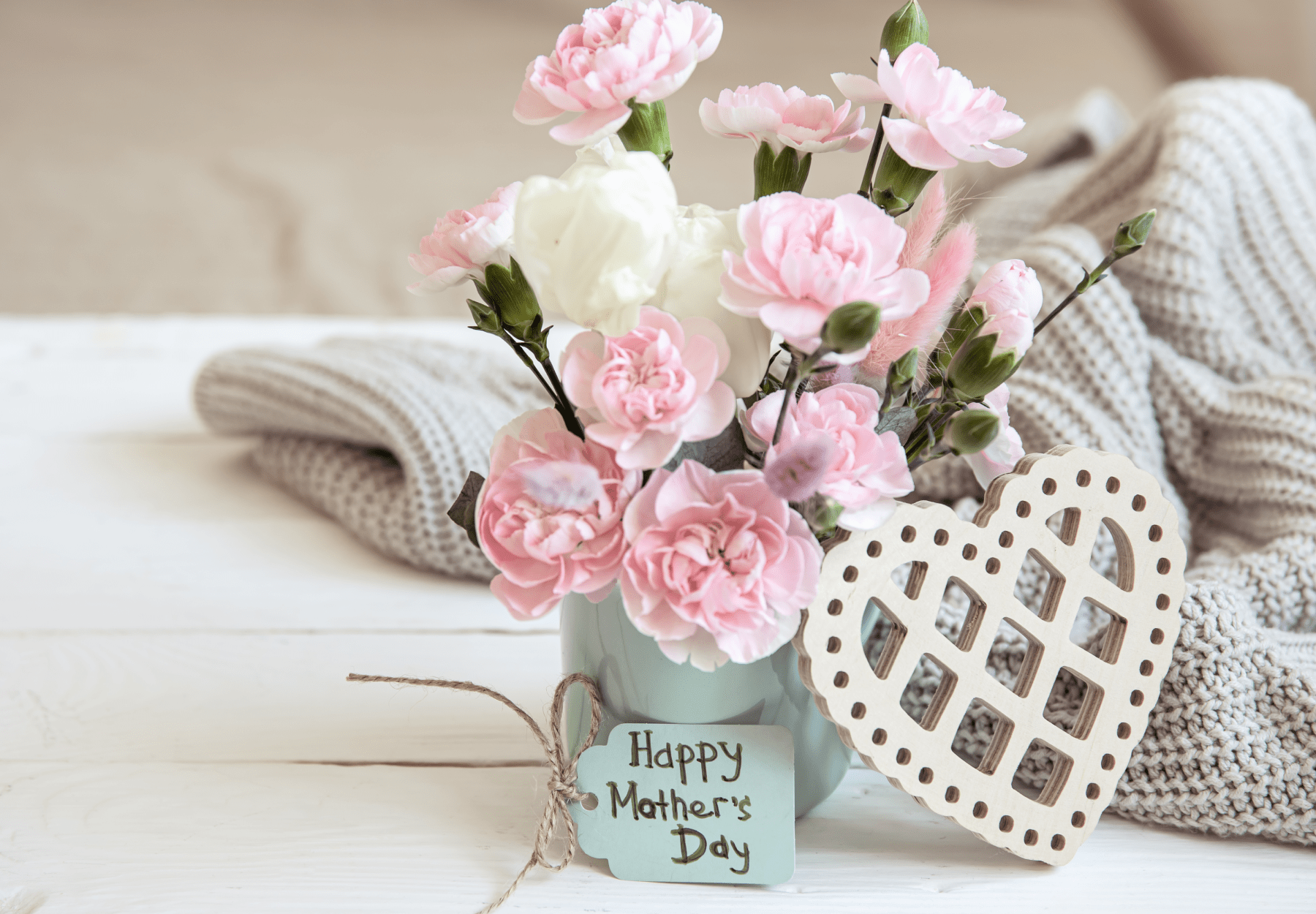 Share Precious Memories: Create Beautiful Slideshows on Your Parent's TV